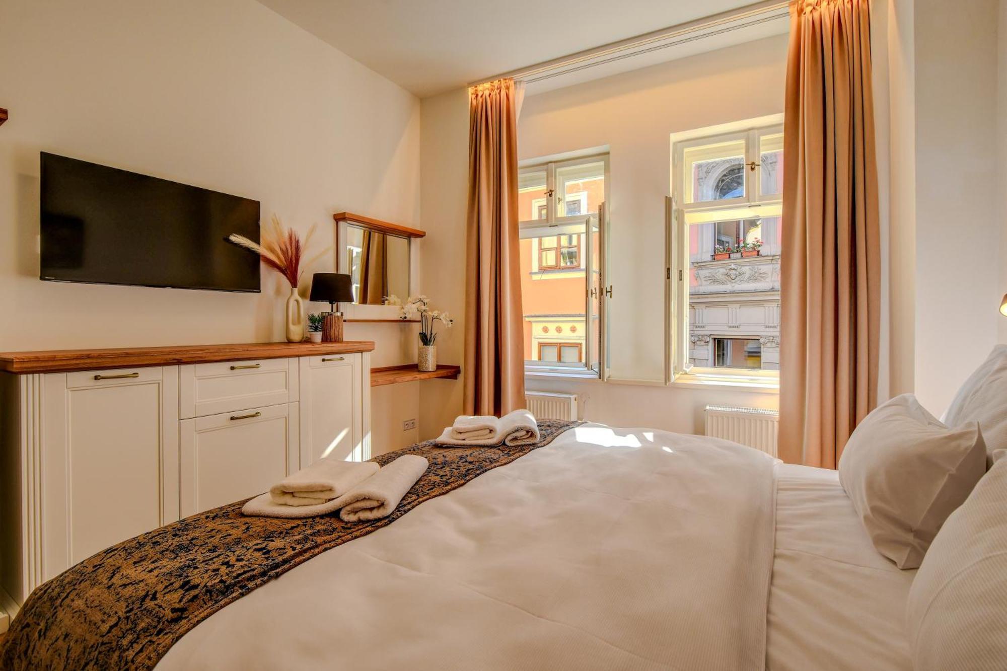 Hotel Karlova Prague Exterior photo