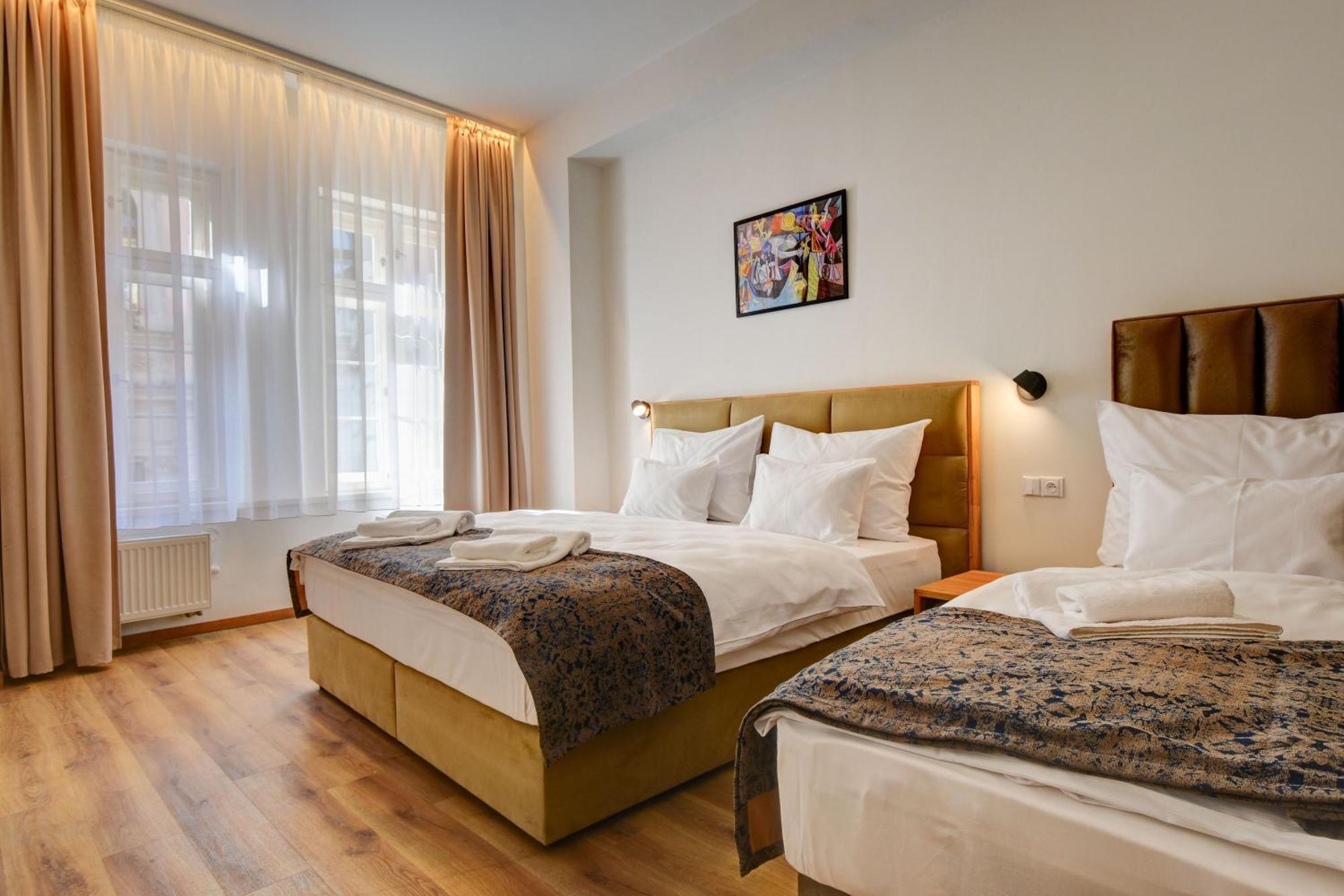 Hotel Karlova Prague Exterior photo